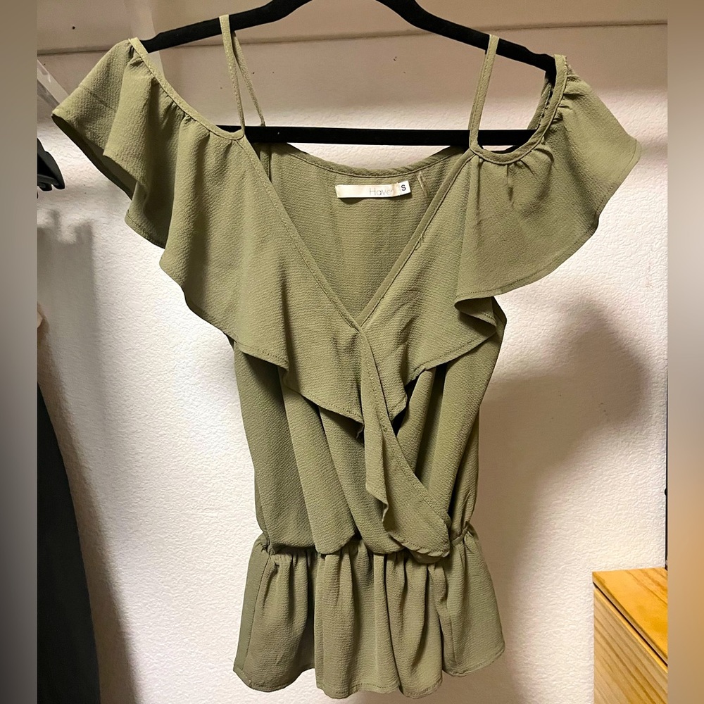 Green peplum off the shoulder tank